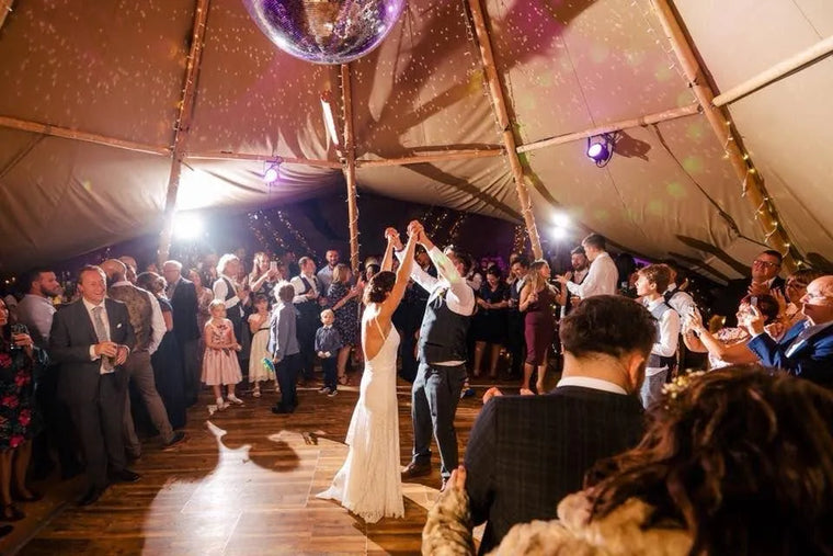 Additional 15ft × 15ft parquet dance floor